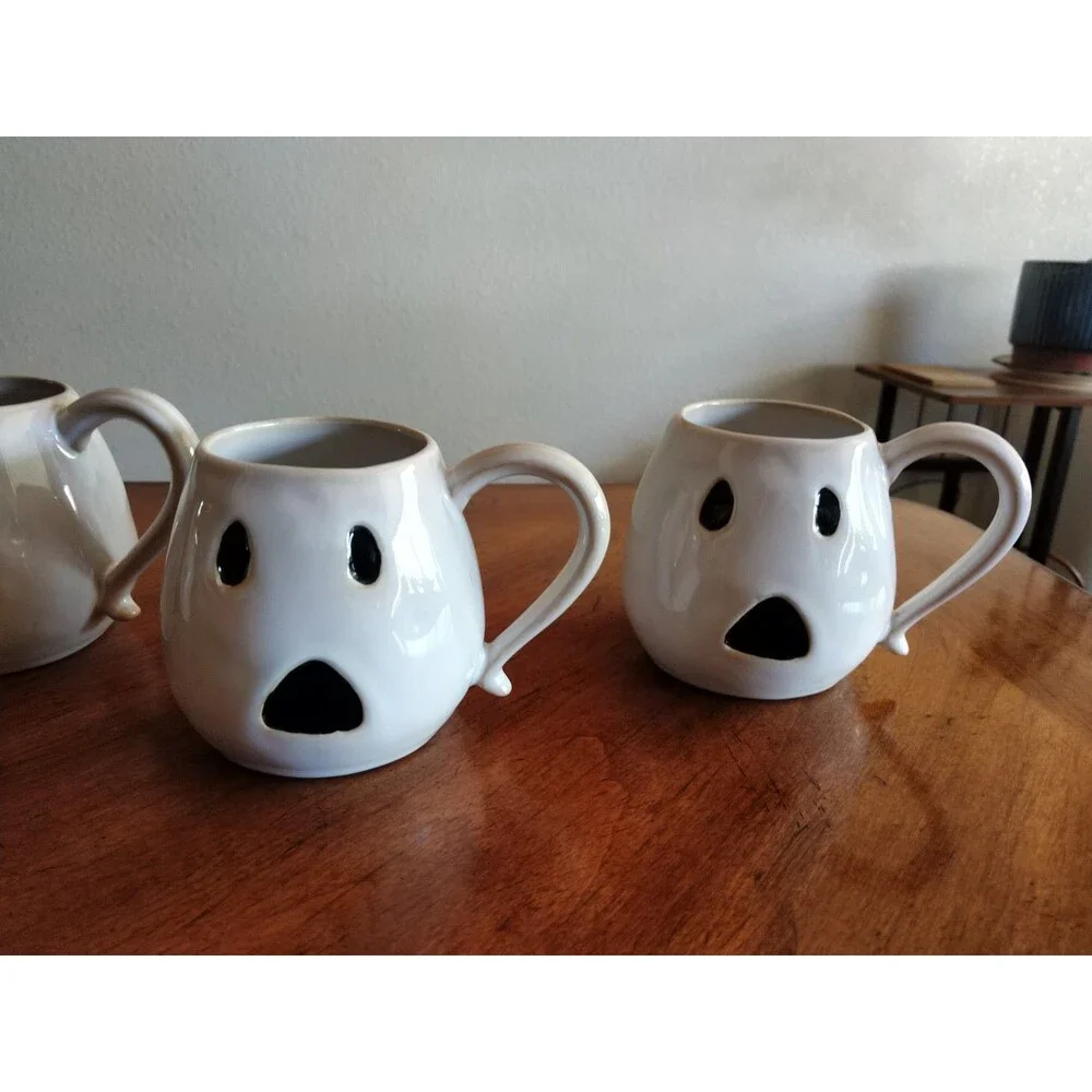 Lot 4x Vintage Pottery Barn Ghost Coffee Tea Mugs Halloween First Edition White